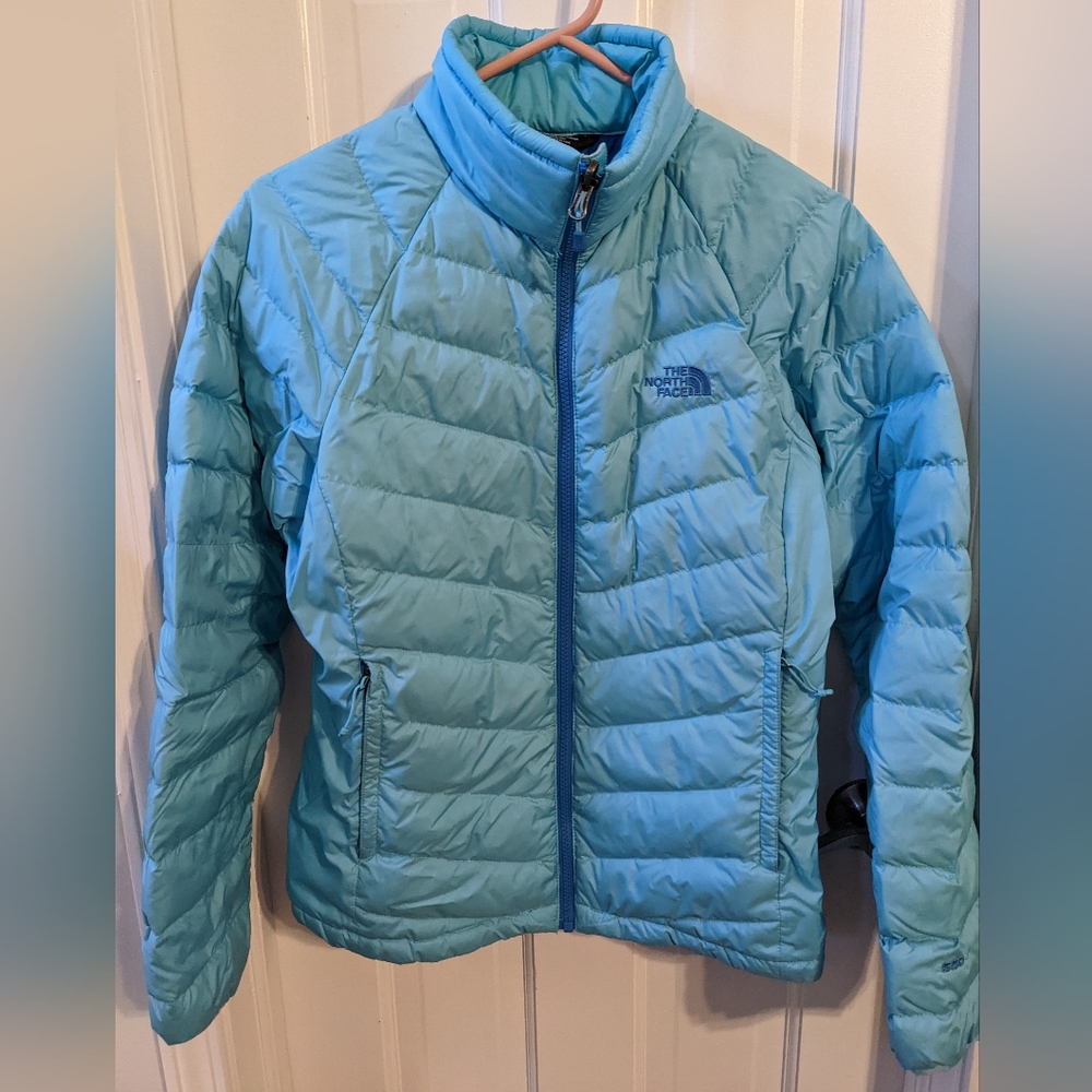 North Face 550 Women's Light Blue Puffer Jacket Medium